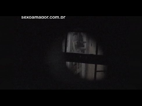 ❤️ Lourinho é secretamente filmado por um voyeur de bairro escondido atrás de tijolos ocos ❤️ Porno russo em nós pt-br.tuberxxx.ru ﹏